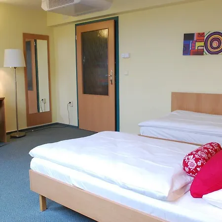 City Apart Hotel Brno Hotell 3*