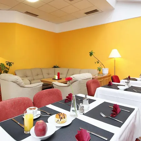 City Apart Hotel Brno Hotell