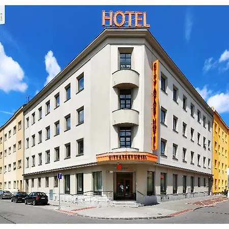 City Apart Hotel Brno Hotell 3*